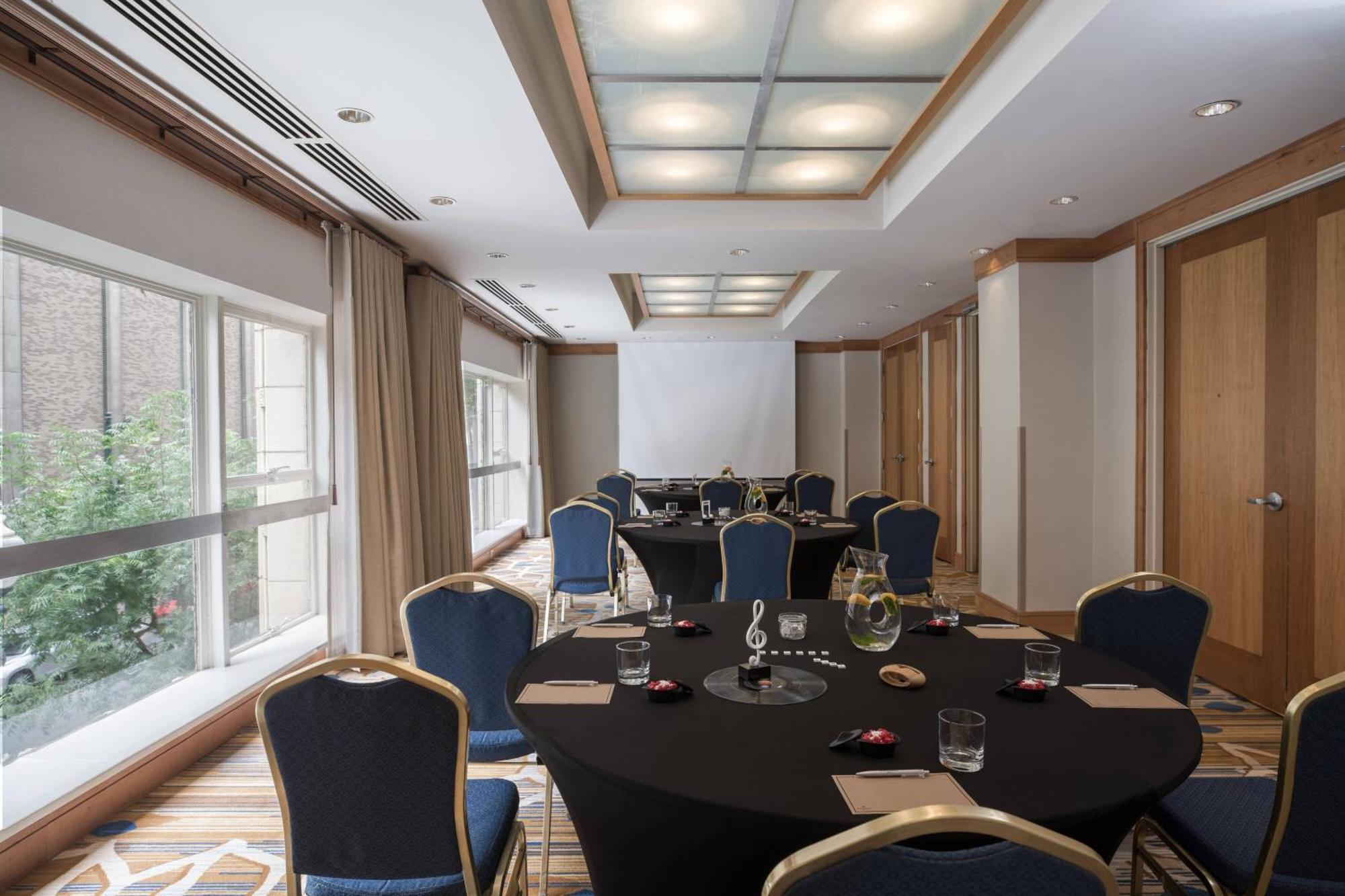 Renaissance New Orleans Pere Marquette French Quarter Area Hotel Εξωτερικό φωτογραφία