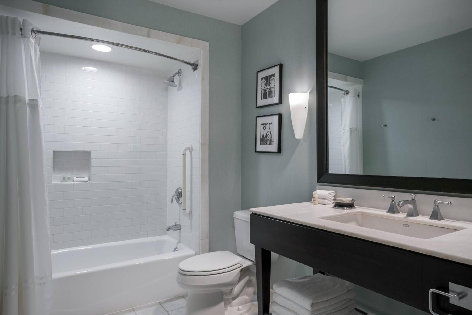 Renaissance New Orleans Pere Marquette French Quarter Area Hotel Εξωτερικό φωτογραφία
